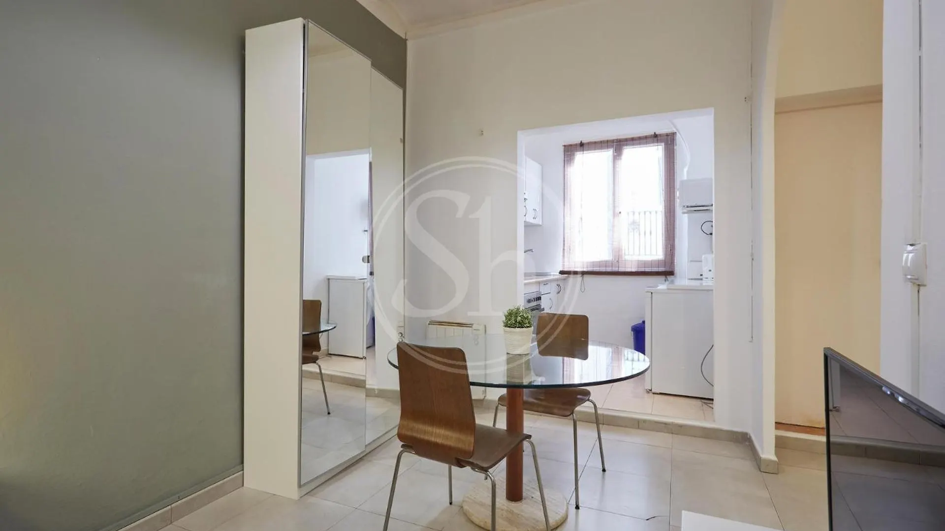 Estudio En Gracia 2 Barcelone 0*,  Espagne
